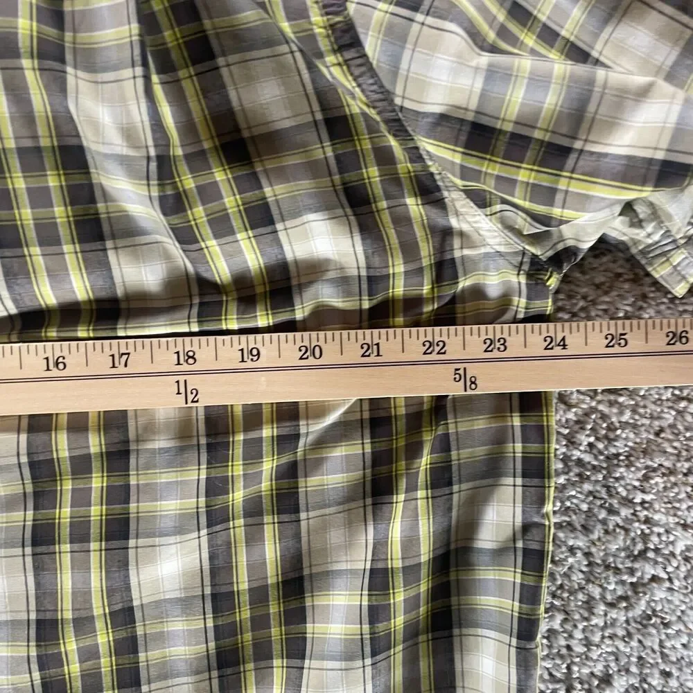The North Face Shirt‎ Mens Large Plaid Short Sleeve Button Up Casual Adult Nylon